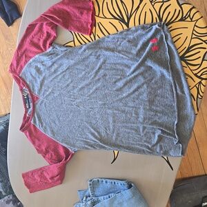 Under Armour Women's Heather Gray Tee with Maroon Raglan Sleeves